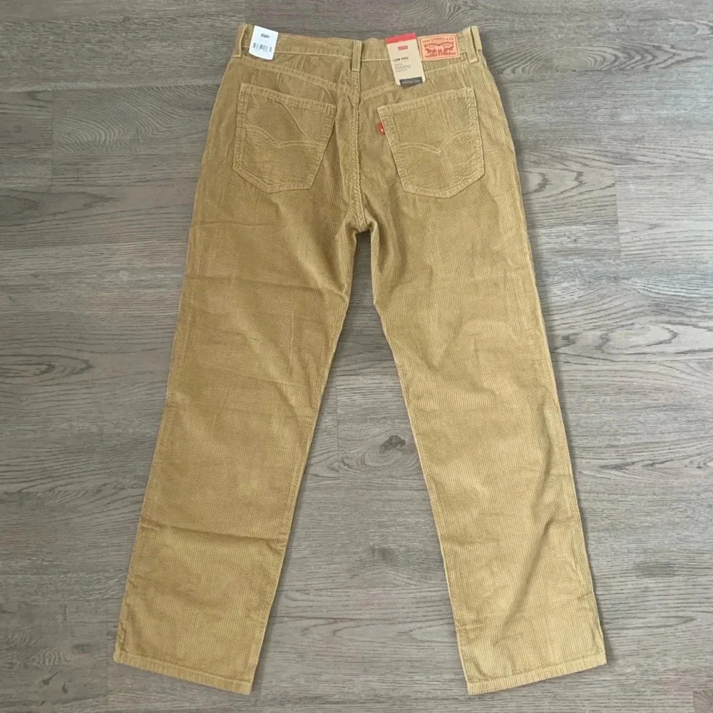 Leviāsā Low Pro Corduroy Jeans - Size 29x30 - Light Brown - NWT - Picture 2 of 11